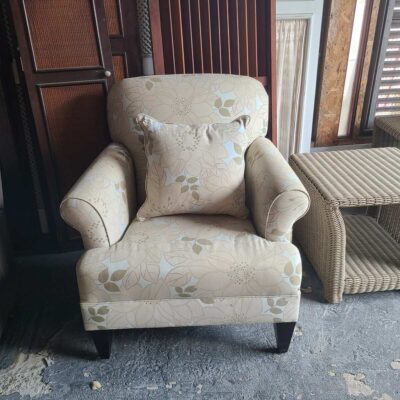 Single Accent Chair (Auction)