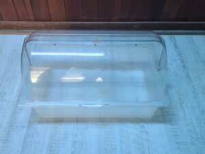 Plastic Acrylic Bread/Pastry Box