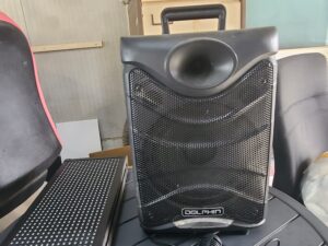 Dolphin Bluetooth Speaker with Microphone