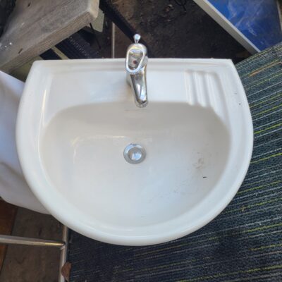 Sink & Faucet