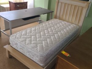 Single Bed Frame w/Mattress